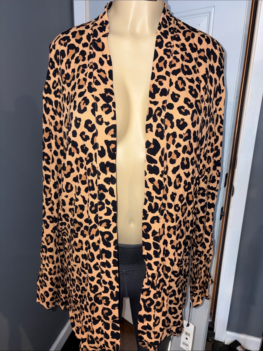 Treasure & Bond Leopard Print Open Cardigan - Tan & Black